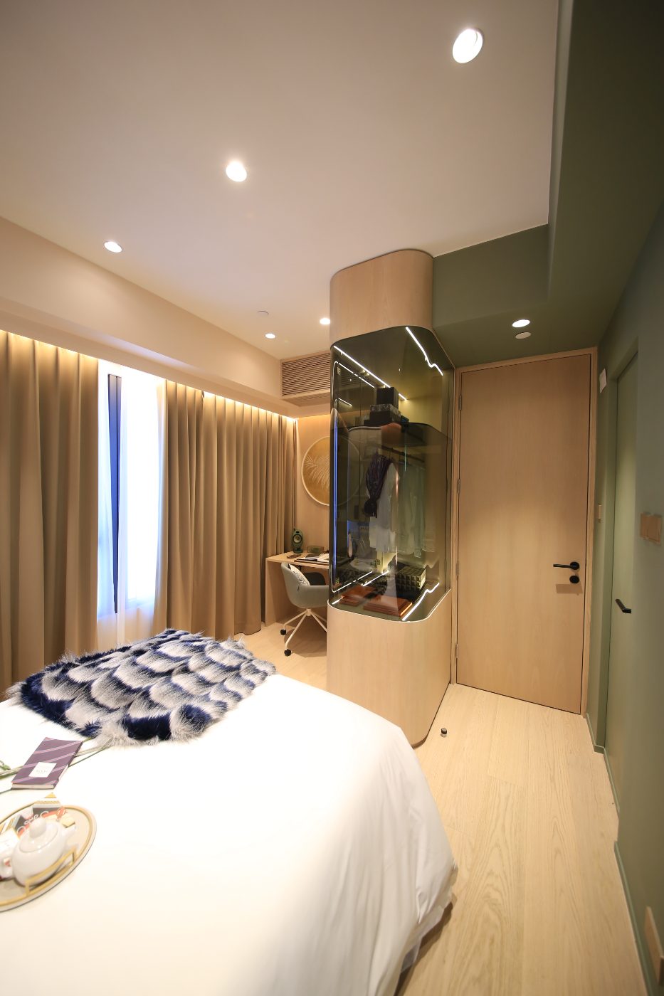 HSH 芳菲 Show Flat